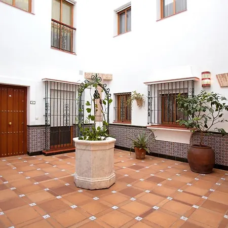 Apartamentos Turisticos Los Patios Rota Extérieur photo