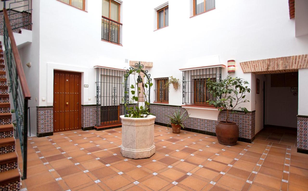 Turisticos Patios Apartment *